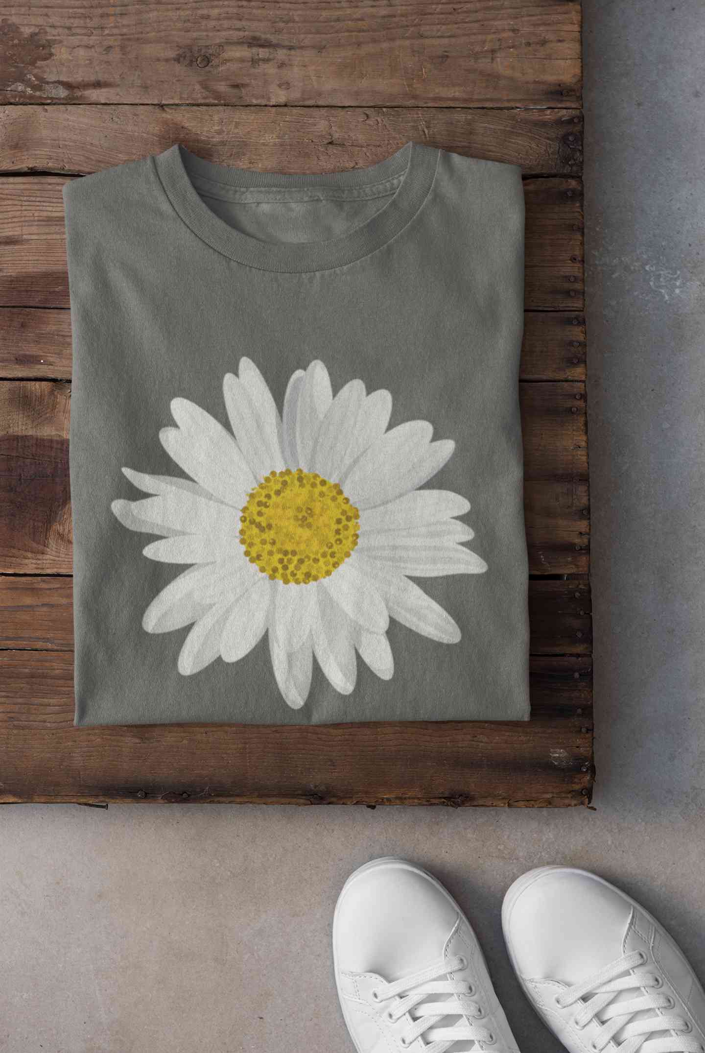 Cute Daisy Minimal Nature Cute Flower Graphic Women Half Sleeves T-shirt- FunkyTeesClub