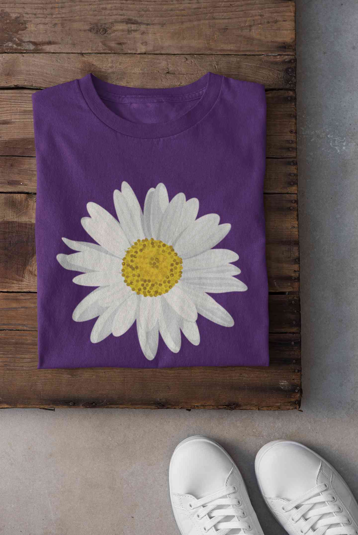 Cute Daisy Minimal Nature Cute Flower Graphic Women Half Sleeves T-shirt- FunkyTeesClub