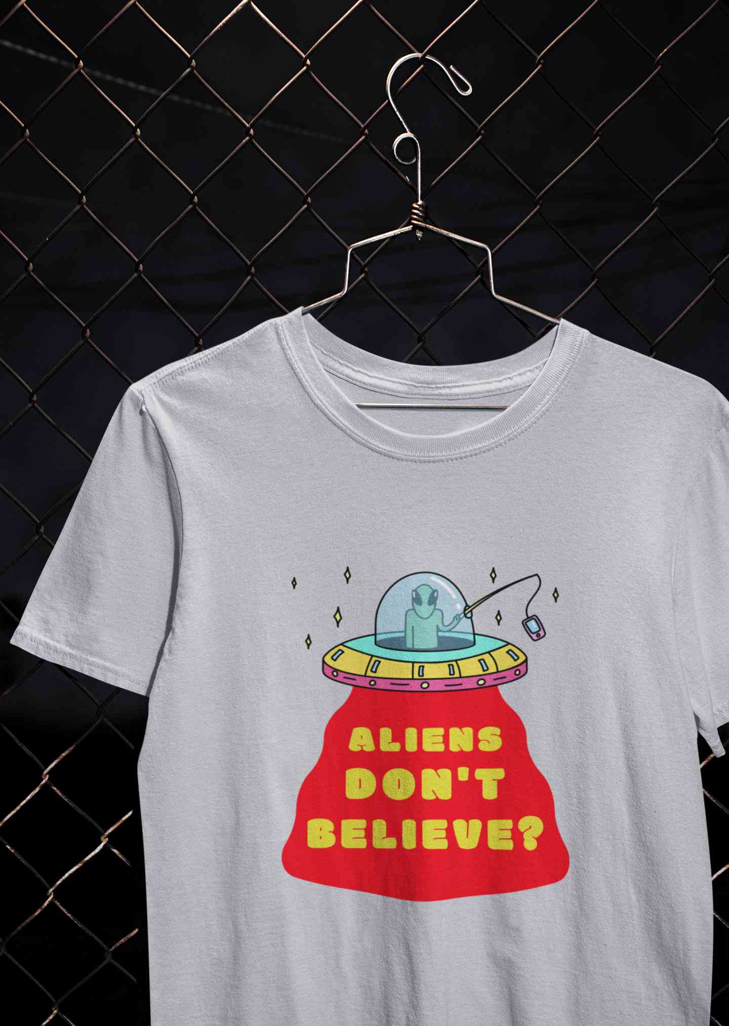 Aliens Do Not Beleive Mens Half Sleeves T-shirt- FunkyTeesClub