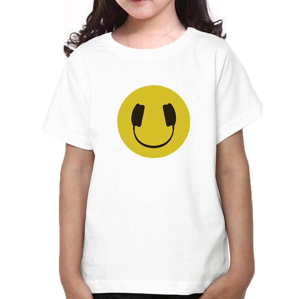 HeadPhone Eye Half Sleeves T-Shirt For Girls -FunkyTeesClub