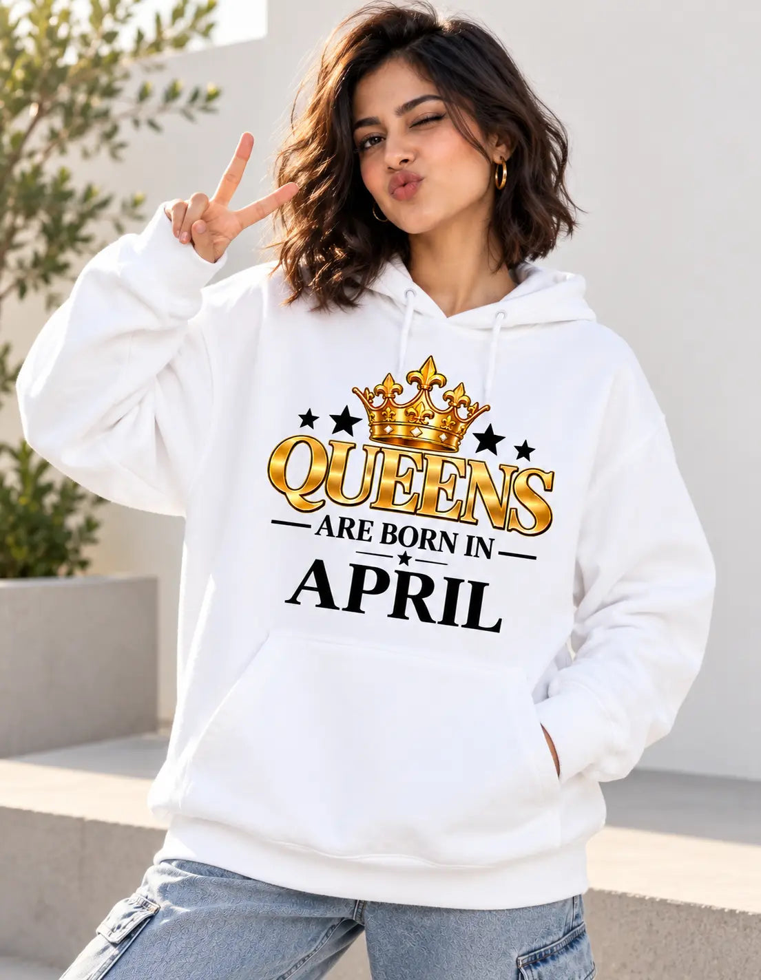 Queens are born in April white hoodie