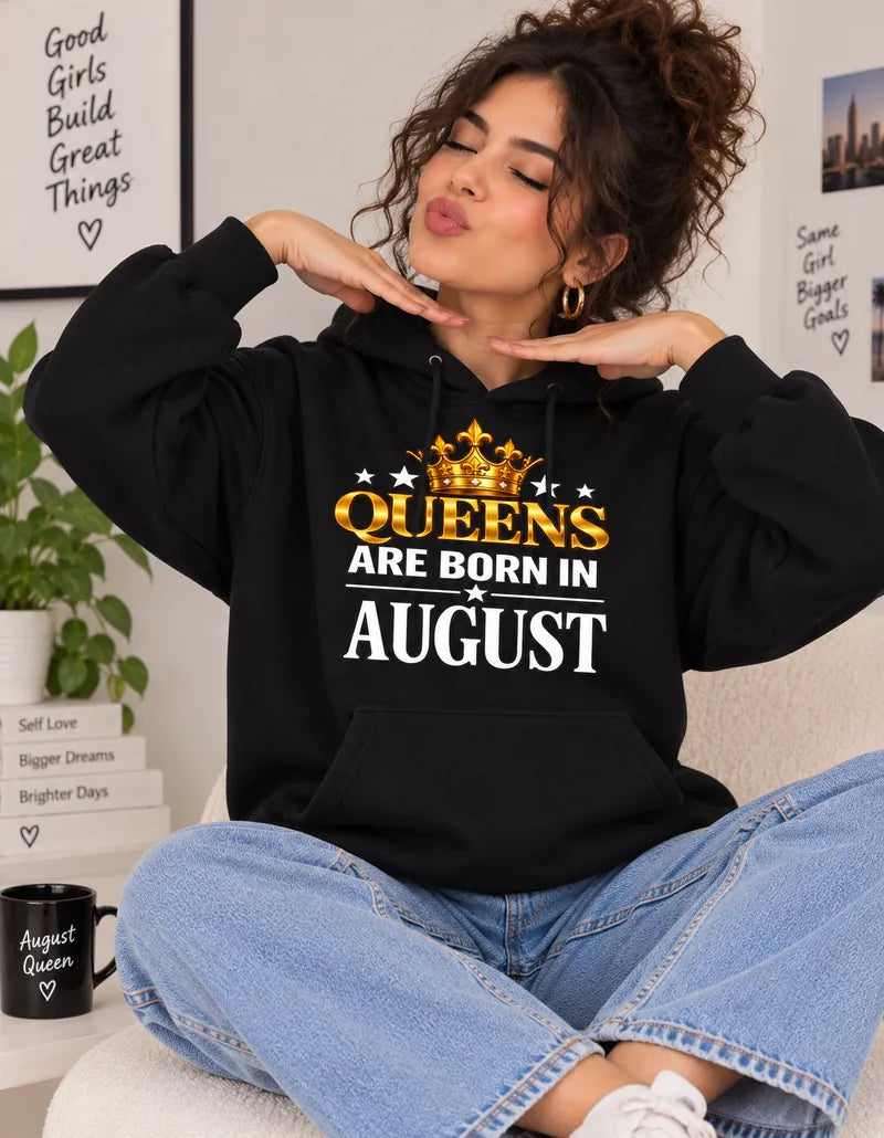 Queens are born in August Black hoodie