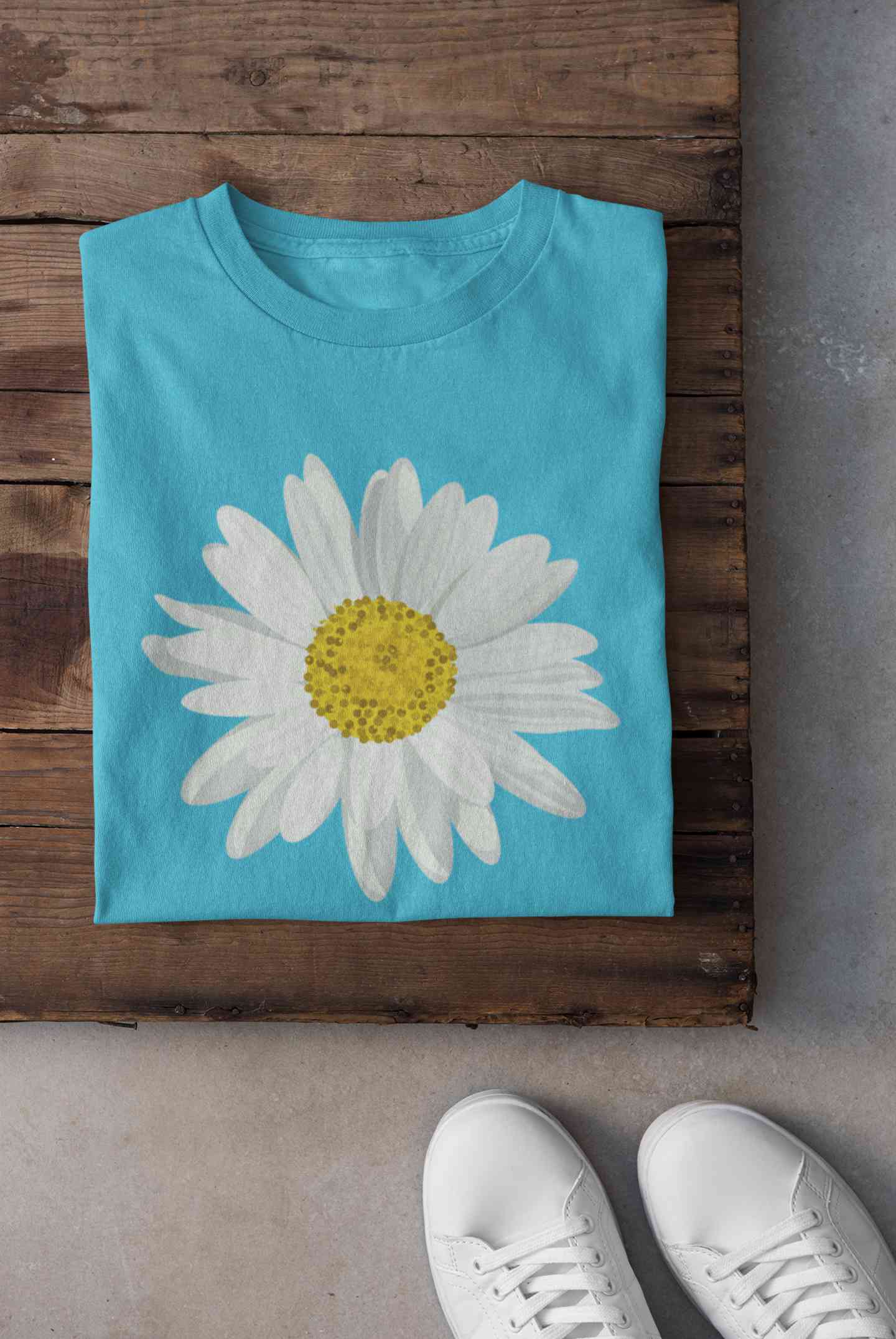Cute Daisy Minimal Nature Cute Flower Graphic Women Half Sleeves T-shirt- FunkyTeesClub