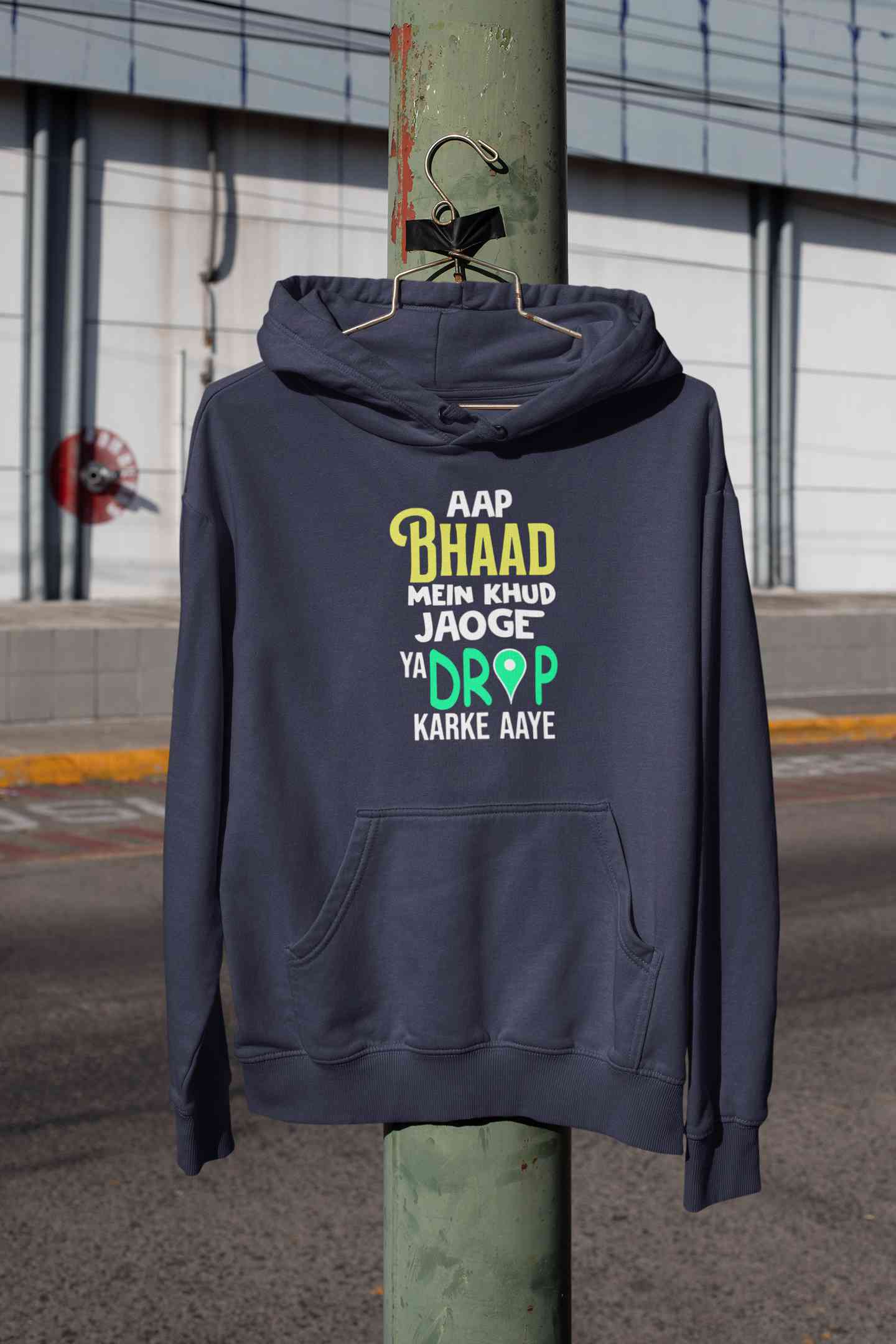 Aap Bhaad Mein Khud Jaoge Ya Drop Karke Aaye Funny Dialogue Men Hoodies-FunkyTeesClub