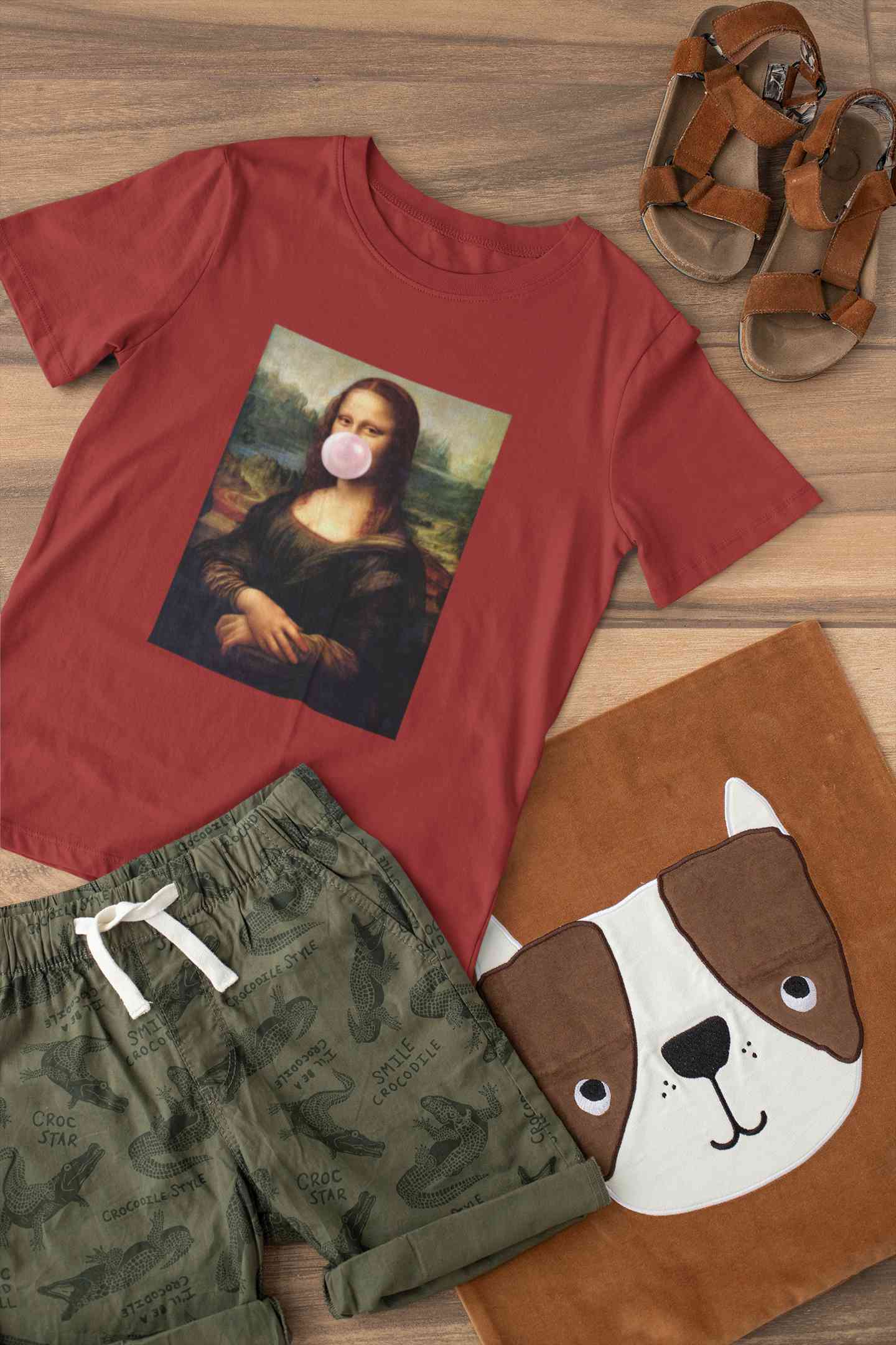 Bubble Gum Mona Lisa Mens Half Sleeves T-shirt- FunkyTeesClub