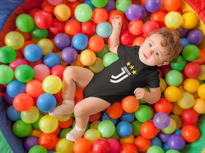 Juventus Black Rompers for Baby Boy - FunkyTeesClub