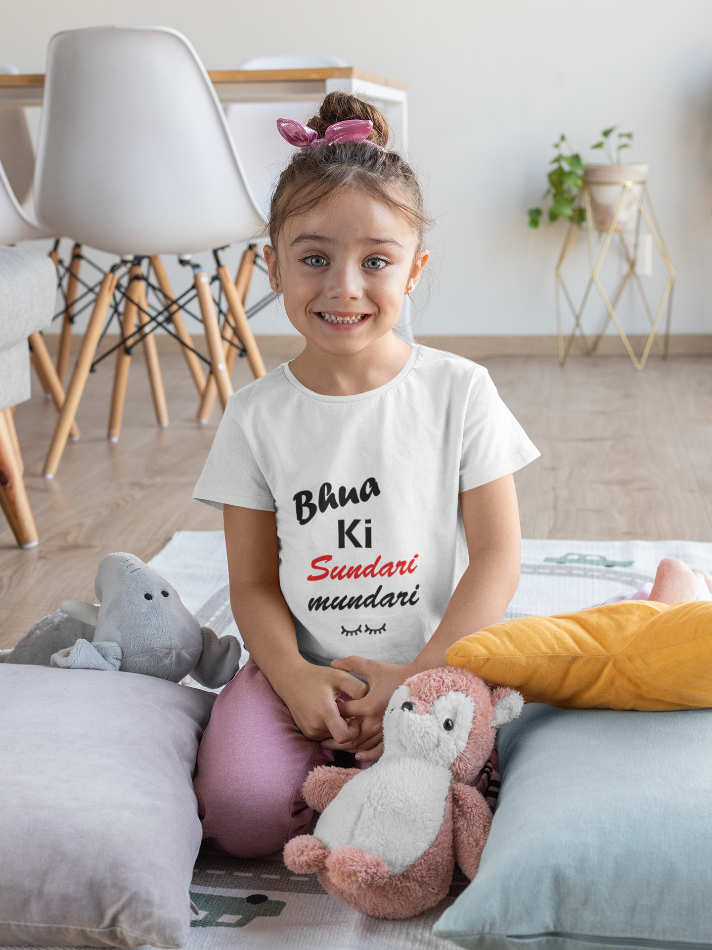 Bhua Ki Sundari Mundari Half Sleeves T-Shirt For Girls -FunkyTeesClub
