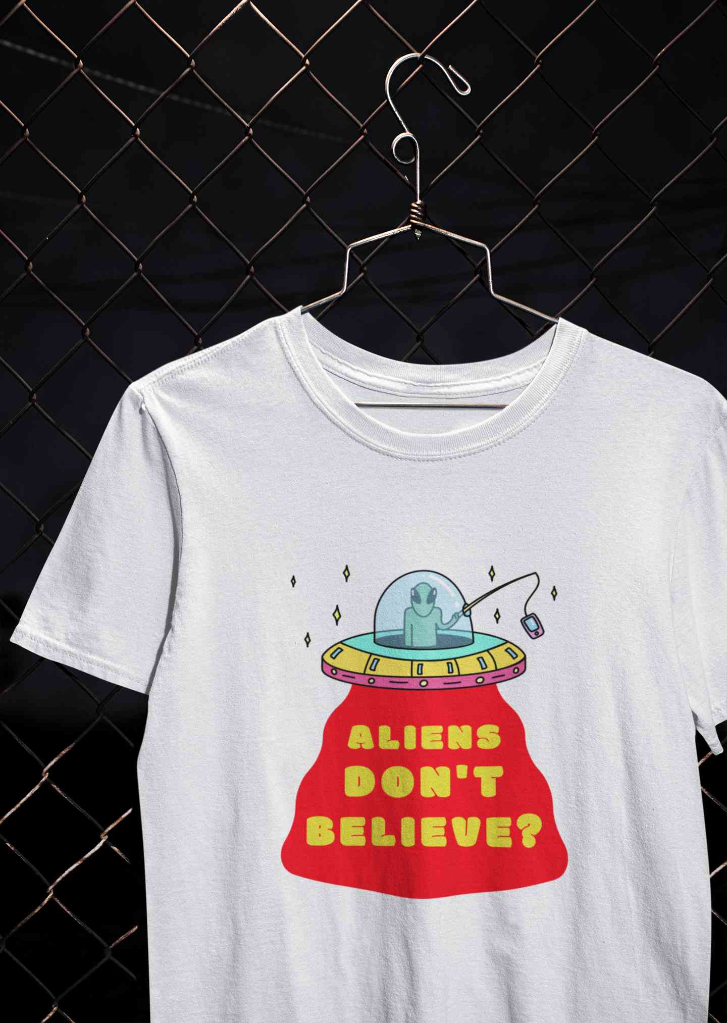 Aliens Do Not Beleive Mens Half Sleeves T-shirt- FunkyTeesClub