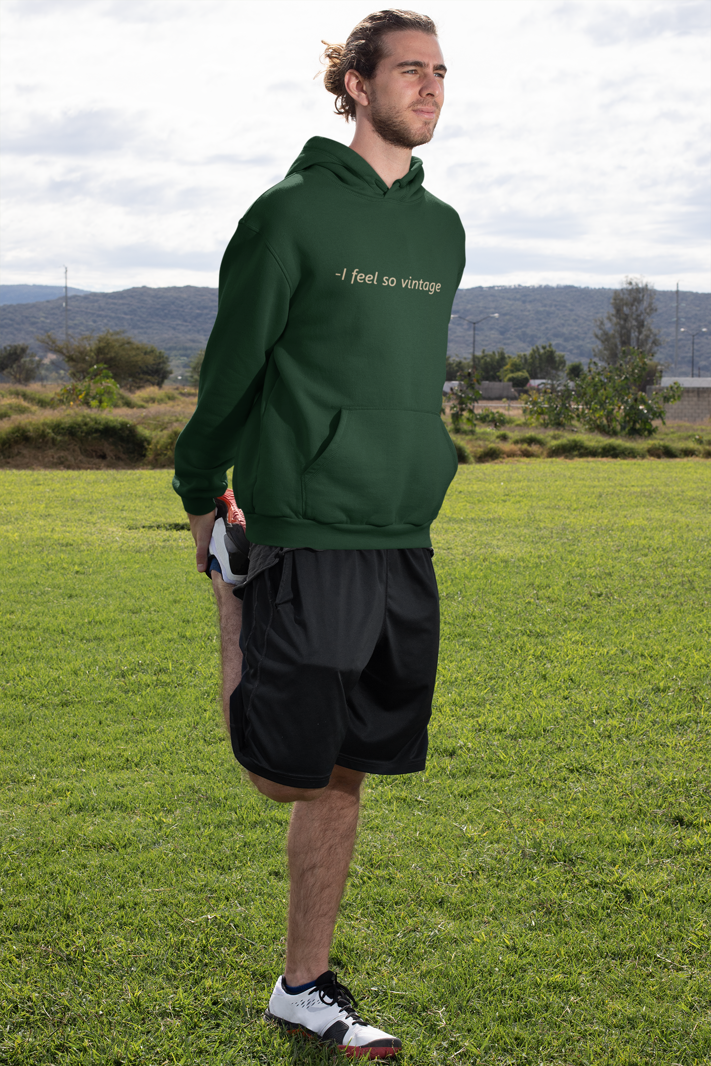 I Feel So Vintage Men Hoodies-FunkyTeesClub