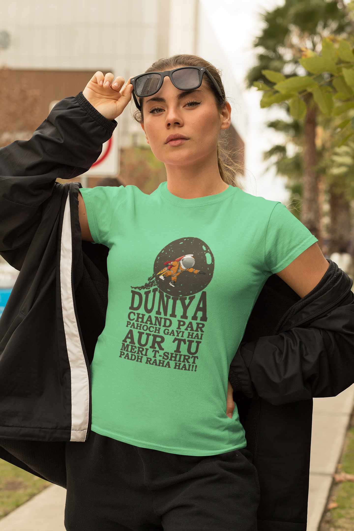 Duniya Chand Par Desi Women Half Sleeves T-shirt- FunkyTeesClub